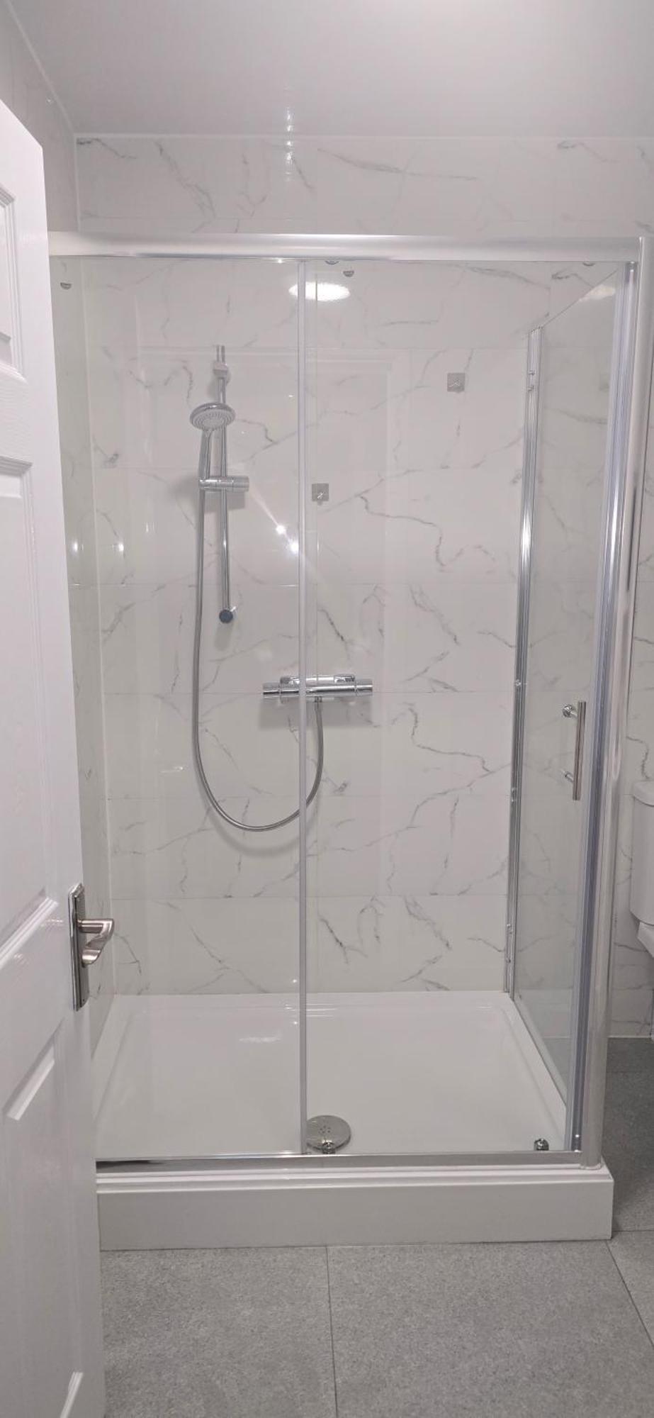 Apartment Cv6 Radford Red Rose Coventry
